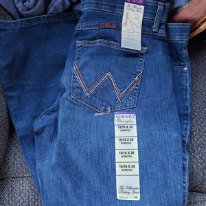 Women's wrangler jeans